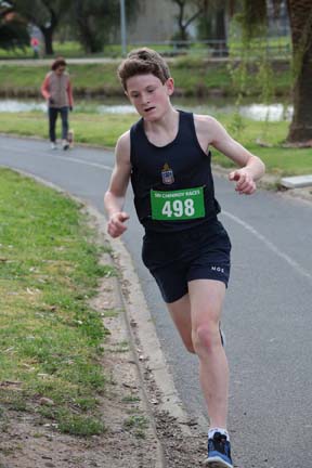 8km Winner.jpg